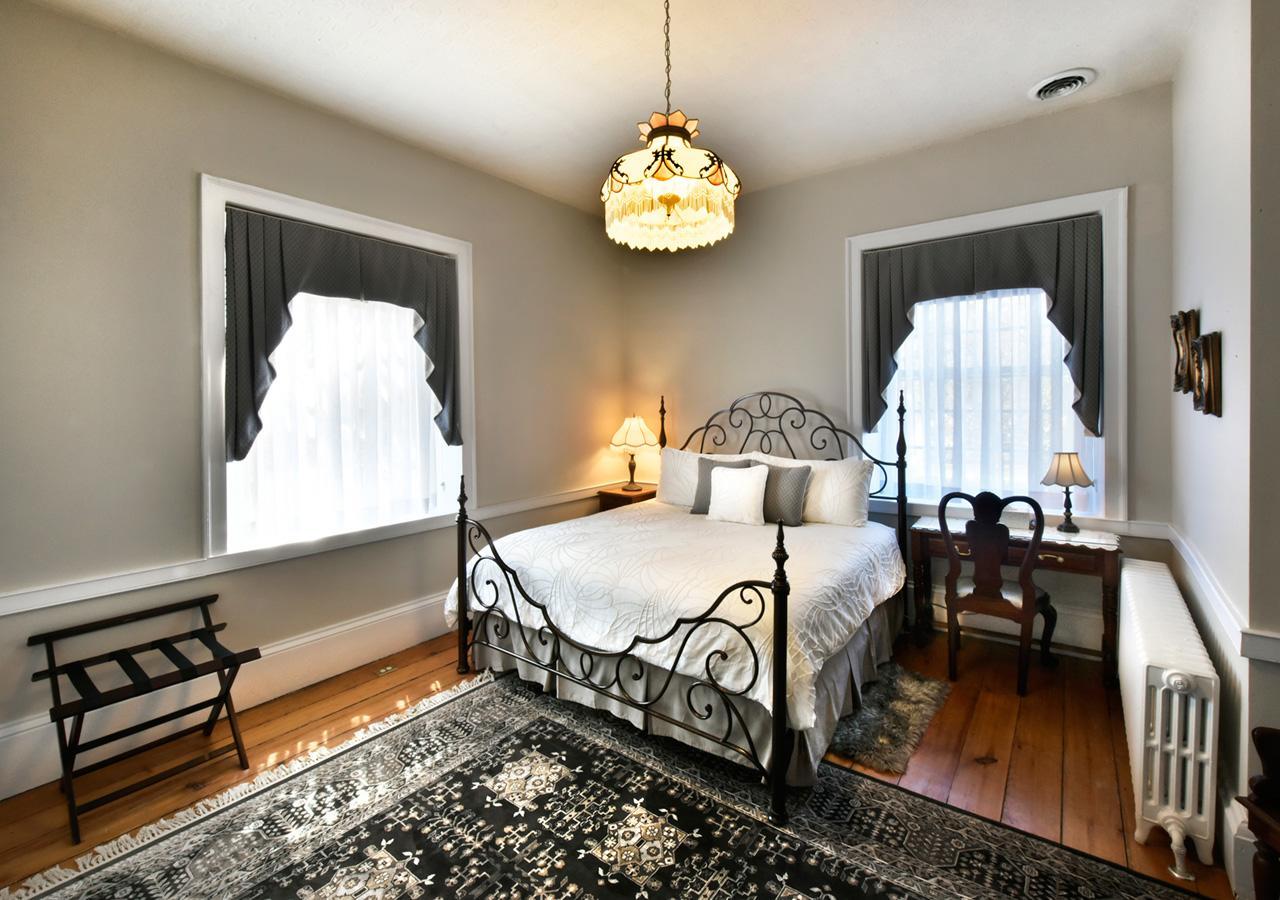 ניאגרה און דה לייק Brockamour Manor Bed And Breakfast מראה חיצוני תמונה