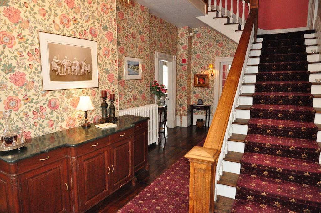 ניאגרה און דה לייק Brockamour Manor Bed And Breakfast מראה חיצוני תמונה