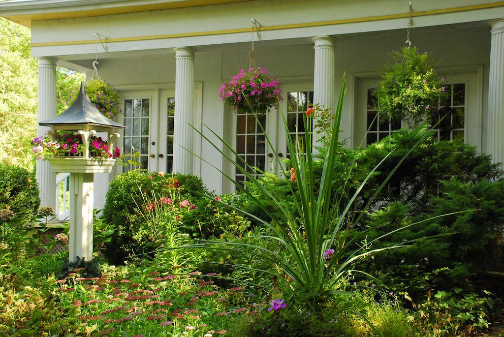 ניאגרה און דה לייק Brockamour Manor Bed And Breakfast מראה חיצוני תמונה