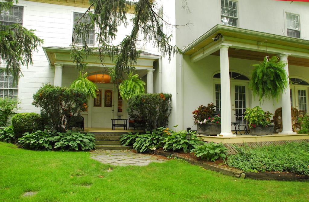 ניאגרה און דה לייק Brockamour Manor Bed And Breakfast מראה חיצוני תמונה